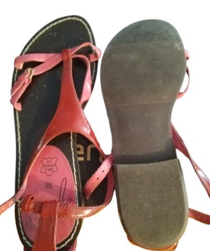 PIEDS NUS FEMME P38 REUS