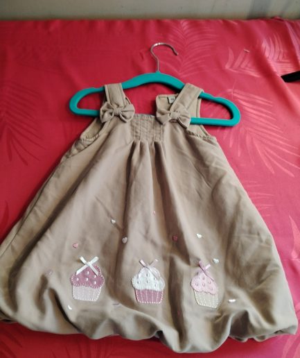 Robe kaki fille 6mois pas de marque