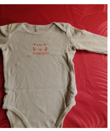 Body garçon 12m pas de marque