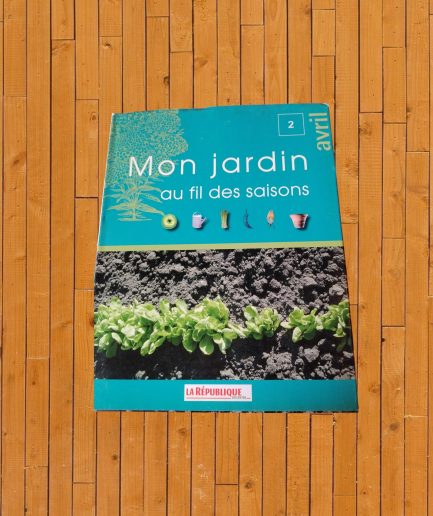 LIVRE ADULTE MON JARDIN AU FIL DES SAISONS 2